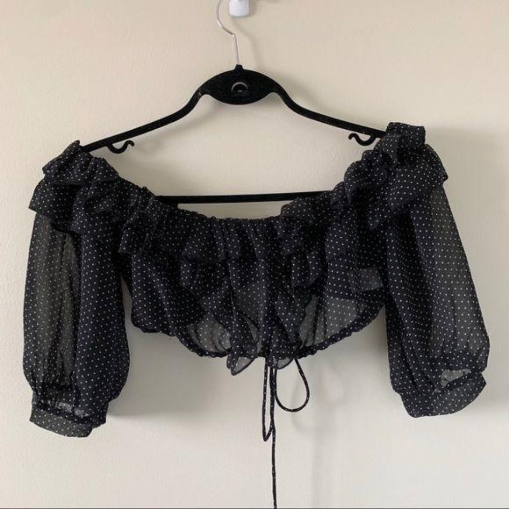 REHAB Off The Shoulder Crop Top Black Size S